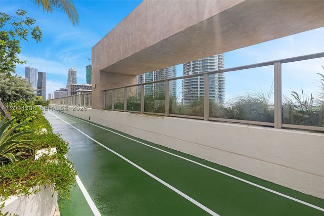 2200 Brickell Ave 206, Miami, FL 33129