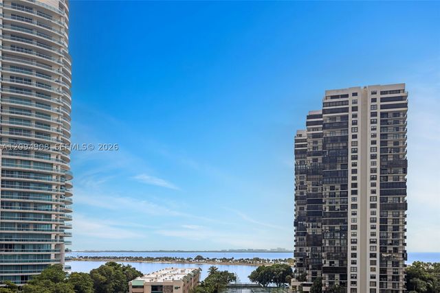 2200 Brickell Ave 206, Miami, FL 33129