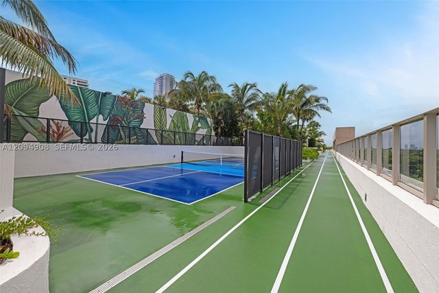 2200 Brickell Ave 206, Miami, FL 33129