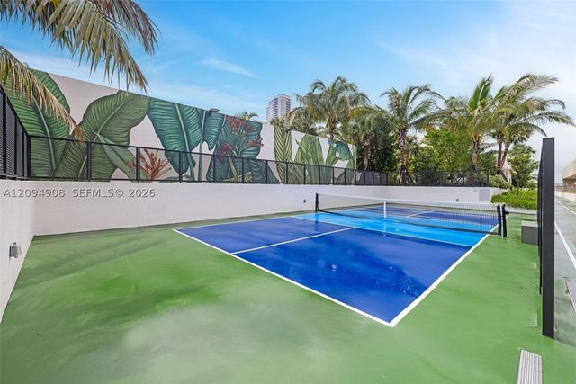 2200 Brickell Ave 206, Miami, FL 33129