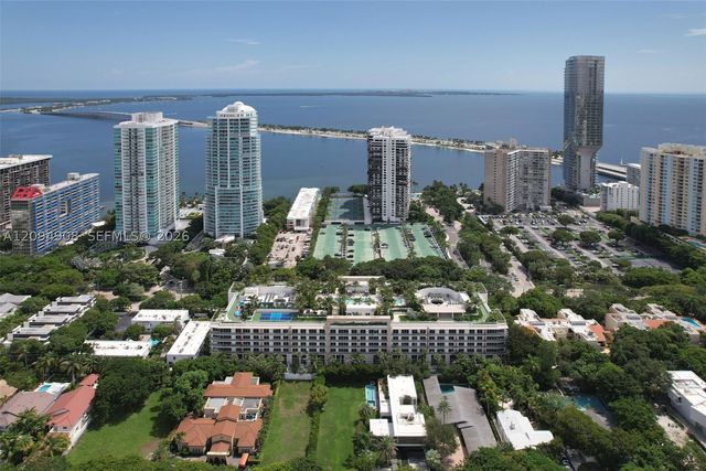 2200 Brickell Ave 206, Miami, FL 33129