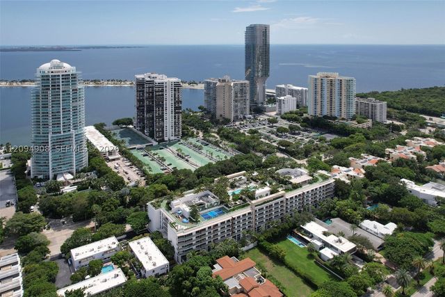2200 Brickell Ave 206, Miami, FL 33129