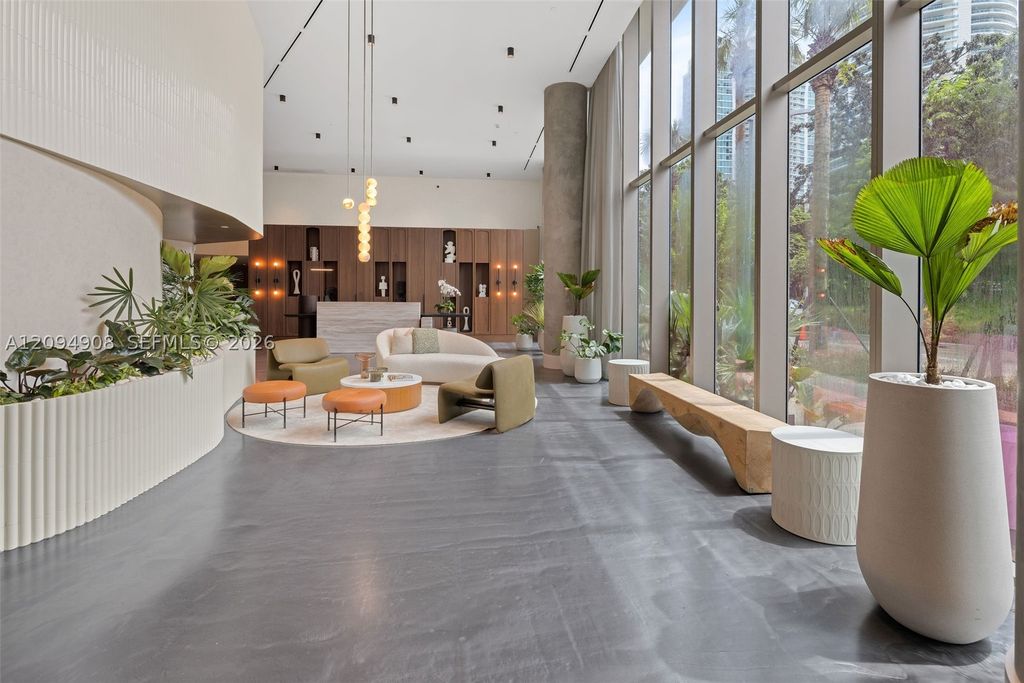 2200 Brickell Ave 206, Miami, FL 33129