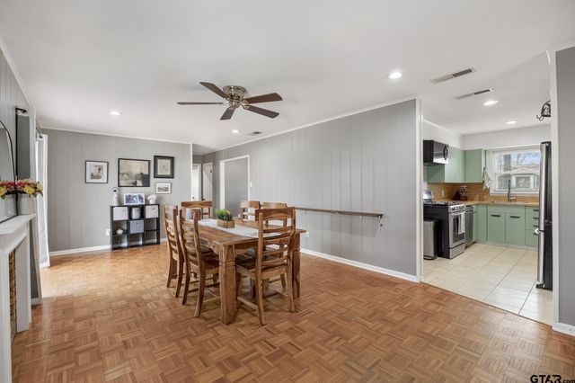 2812 Meadowlark, Tyler, TX 75701