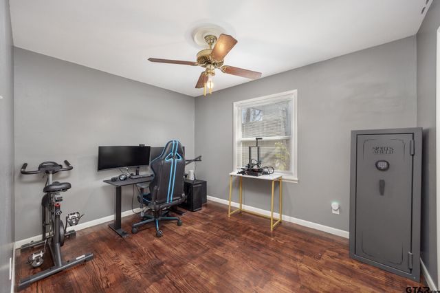 2812 Meadowlark, Tyler, TX 75701