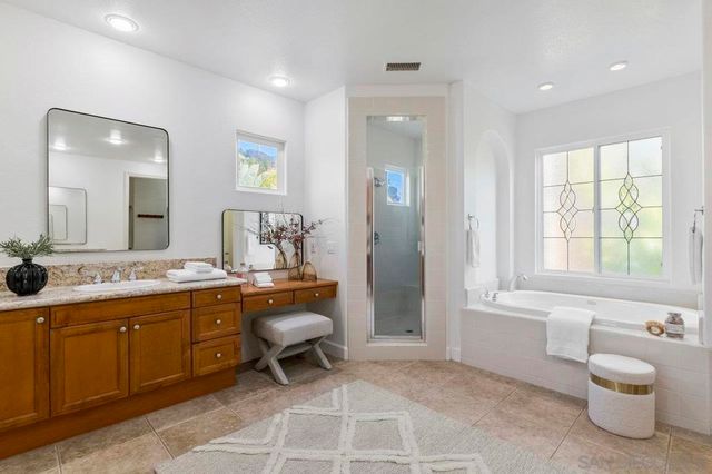 11649 Thistle Hill Pl, San Diego, CA 92130