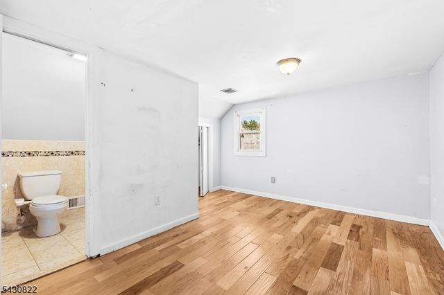 311 Paxton St, Paterson City, NJ 07503