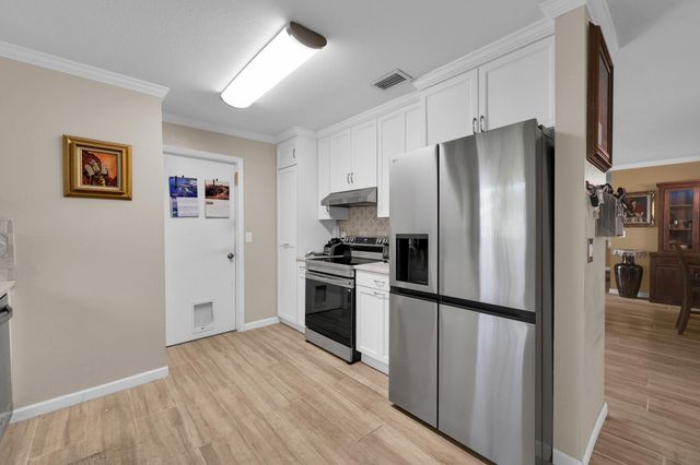 2060 SE Rainier Road, Port St. Lucie, Port St Lucie, FL 34952