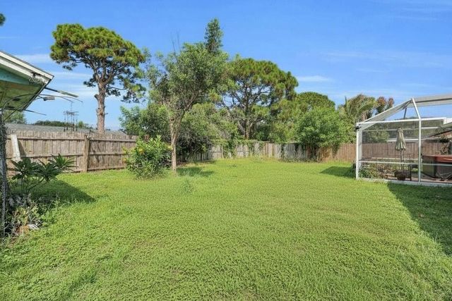 2060 SE Rainier Road, Port St. Lucie, Port St Lucie, FL 34952