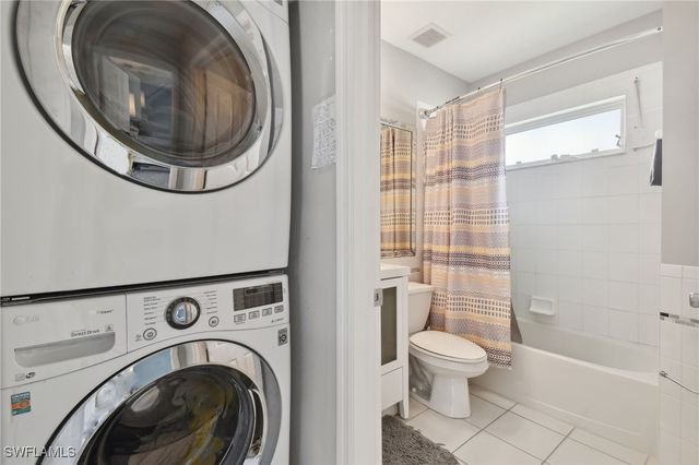 9165 Michael CIR 1002, Naples, FL 34113