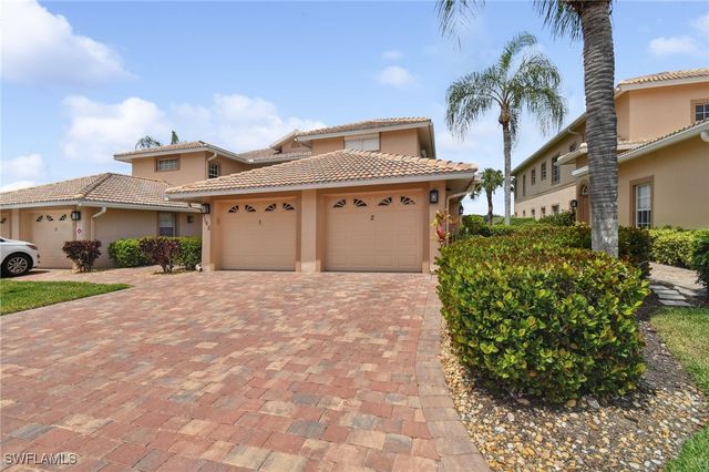 9165 Michael CIR 1002, Naples, FL 34113