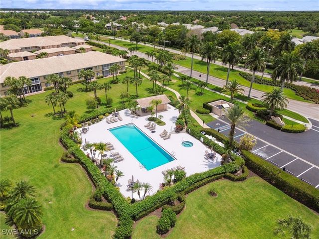 9165 Michael CIR 1002, Naples, FL 34113