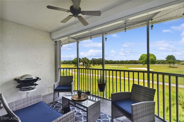 9165 Michael CIR 1002, Naples, FL 34113