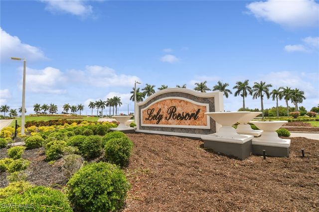 9165 Michael CIR 1002, Naples, FL 34113