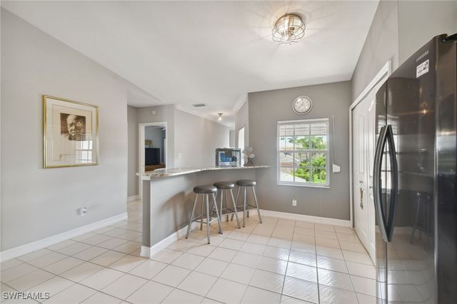 9165 Michael CIR 1002, Naples, FL 34113