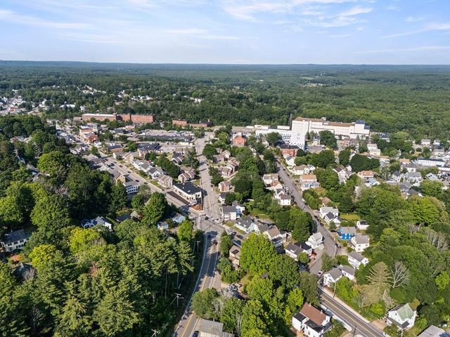 10 W High Street, Somersworth, NH 03878