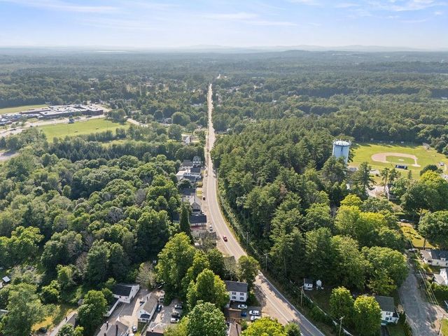 10 W High Street, Somersworth, NH 03878