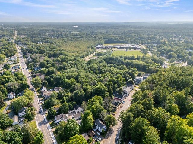 10 W High Street, Somersworth, NH 03878