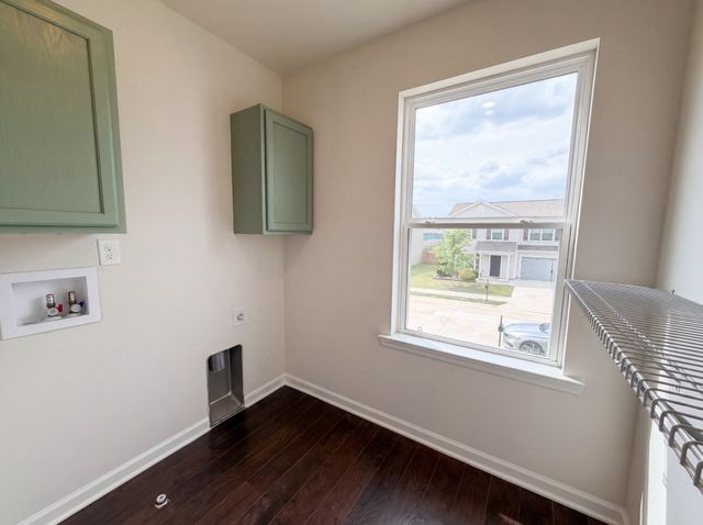 2715 Swarm Ct, Columbia, TN 38401
