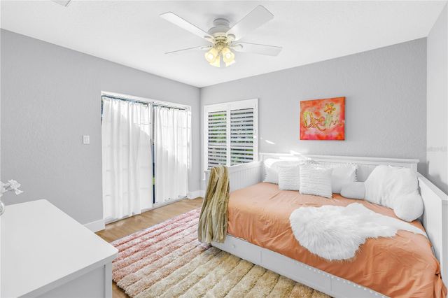 134 RIVIERA WAY NE, St Petersburg, FL 33704