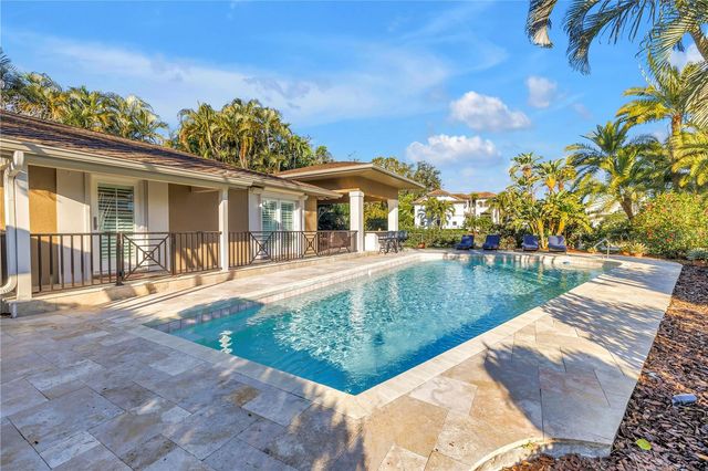 134 RIVIERA WAY NE, St Petersburg, FL 33704