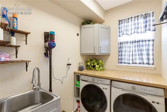 19905 Riverglen Lane, Monument, CO 80132