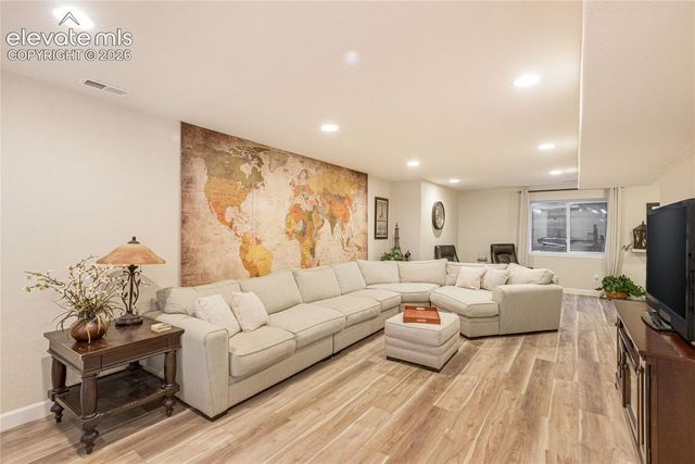 19905 Riverglen Lane, Monument, CO 80132