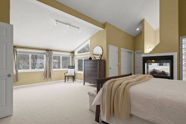 3003 Maple Brook Rd 3003, Bellingham, MA 02019