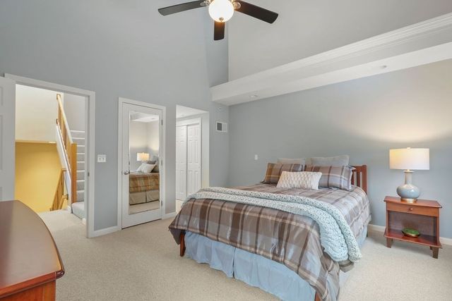 3003 Maple Brook Rd 3003, Bellingham, MA 02019