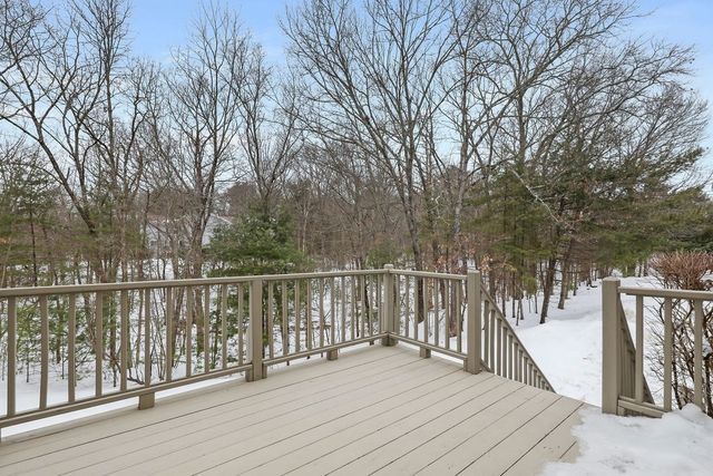 3003 Maple Brook Rd 3003, Bellingham, MA 02019