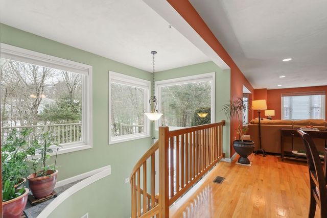 3003 Maple Brook Rd 3003, Bellingham, MA 02019