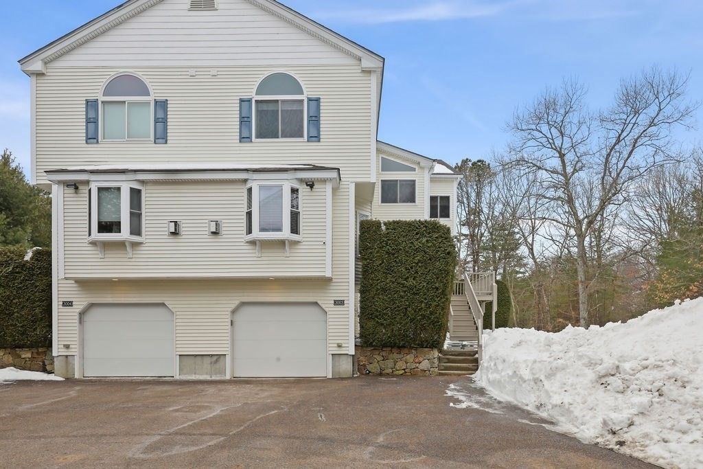 3003 Maple Brook Rd 3003, Bellingham, MA 02019
