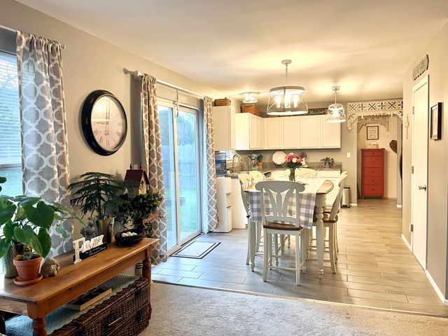 1629 Cloverdale Way, Belvidere, IL 61008