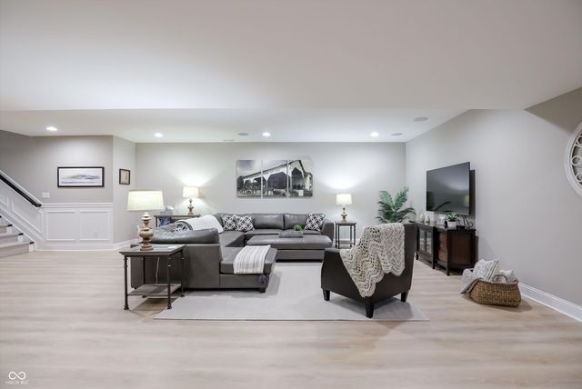 14729 Harvest Glen Boulevard S, Fishers, IN 46037
