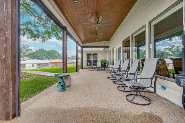 112 Marina Dr, Bullard, TX 75757