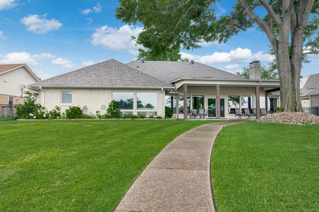 112 Marina Dr, Bullard, TX 75757