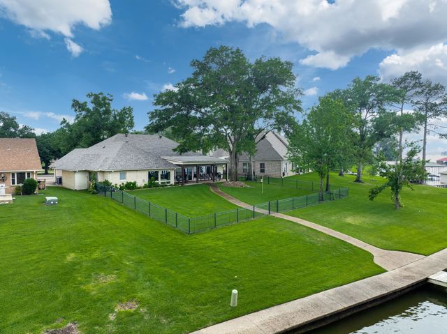112 Marina Dr, Bullard, TX 75757
