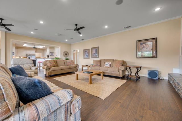 112 Marina Dr, Bullard, TX 75757