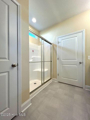 107 Harvest Bluff Lane, Jacksonville, NC 28546
