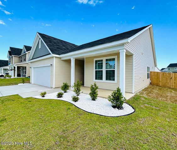 107 Harvest Bluff Lane, Jacksonville, NC 28546
