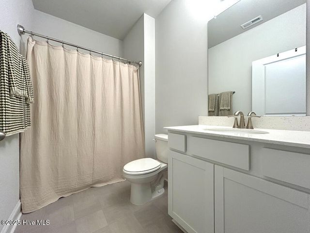 107 Harvest Bluff Lane, Jacksonville, NC 28546