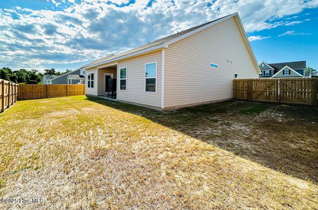 107 Harvest Bluff Lane, Jacksonville, NC 28546