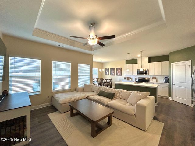 107 Harvest Bluff Lane, Jacksonville, NC 28546