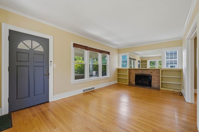 1423 Henry Street, Ann Arbor, MI 48104