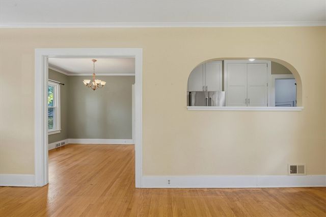 1423 Henry Street, Ann Arbor, MI 48104