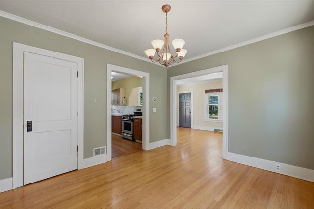 1423 Henry Street, Ann Arbor, MI 48104