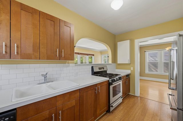 1423 Henry Street, Ann Arbor, MI 48104