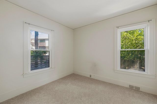 1423 Henry Street, Ann Arbor, MI 48104