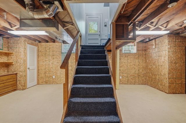 1423 Henry Street, Ann Arbor, MI 48104