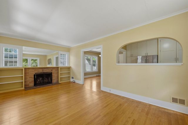 1423 Henry Street, Ann Arbor, MI 48104